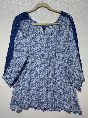 Unique Spectrum Blue Floral Crochet-Trim Peasant Blouse